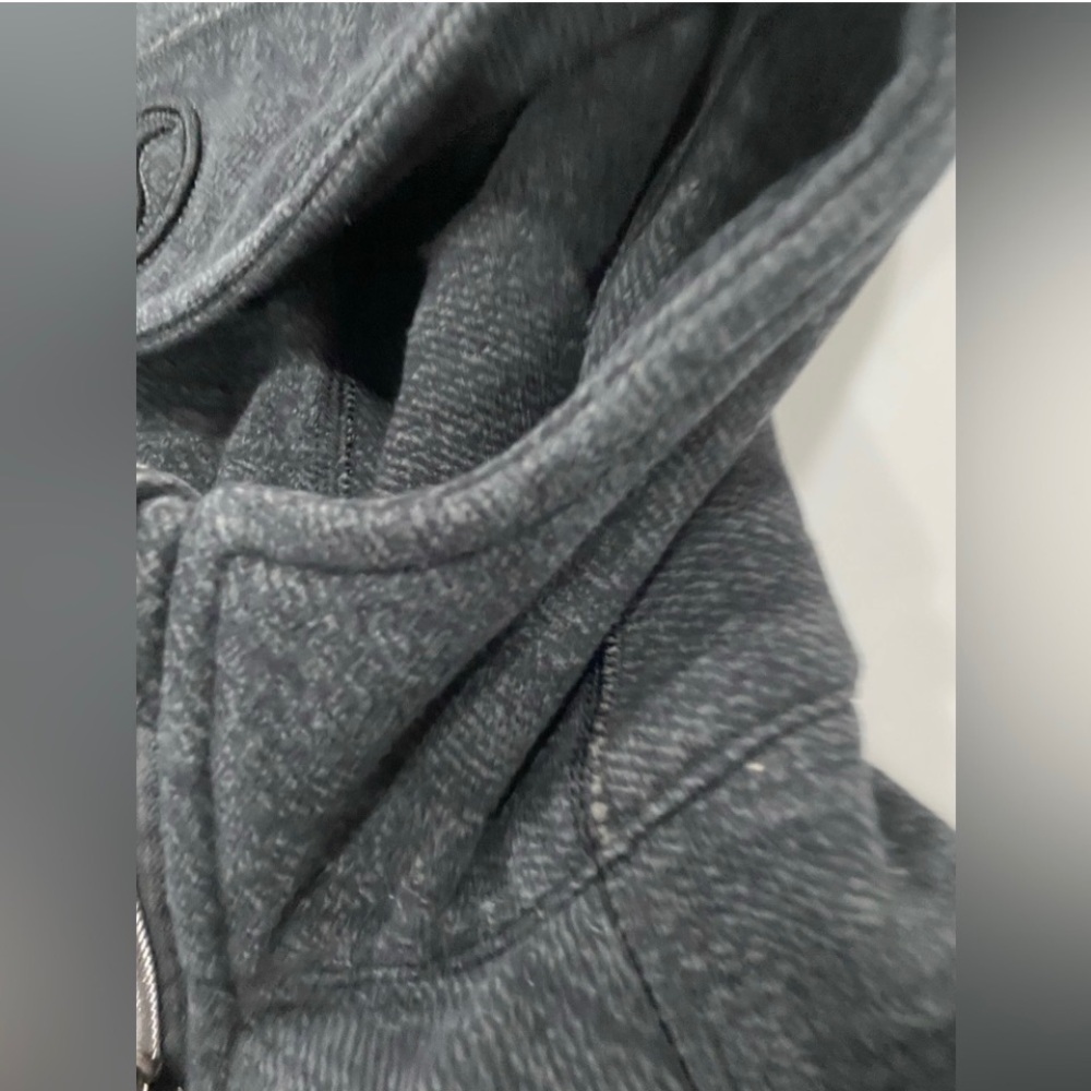 Lululemon jacket - Picture 7 of 7